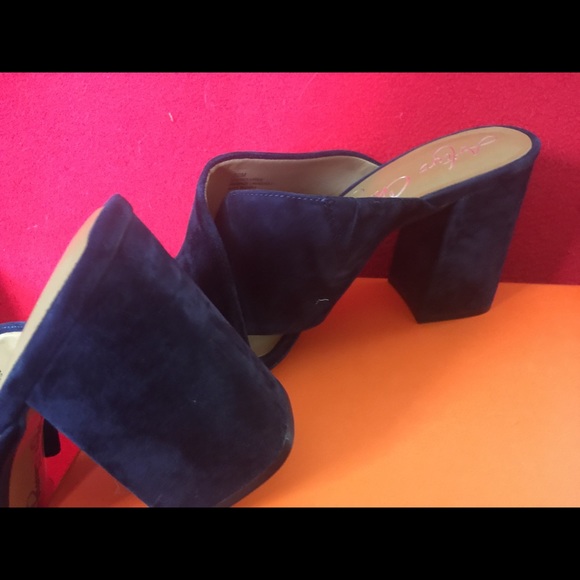 Royal blue slides. - Picture 3 of 6